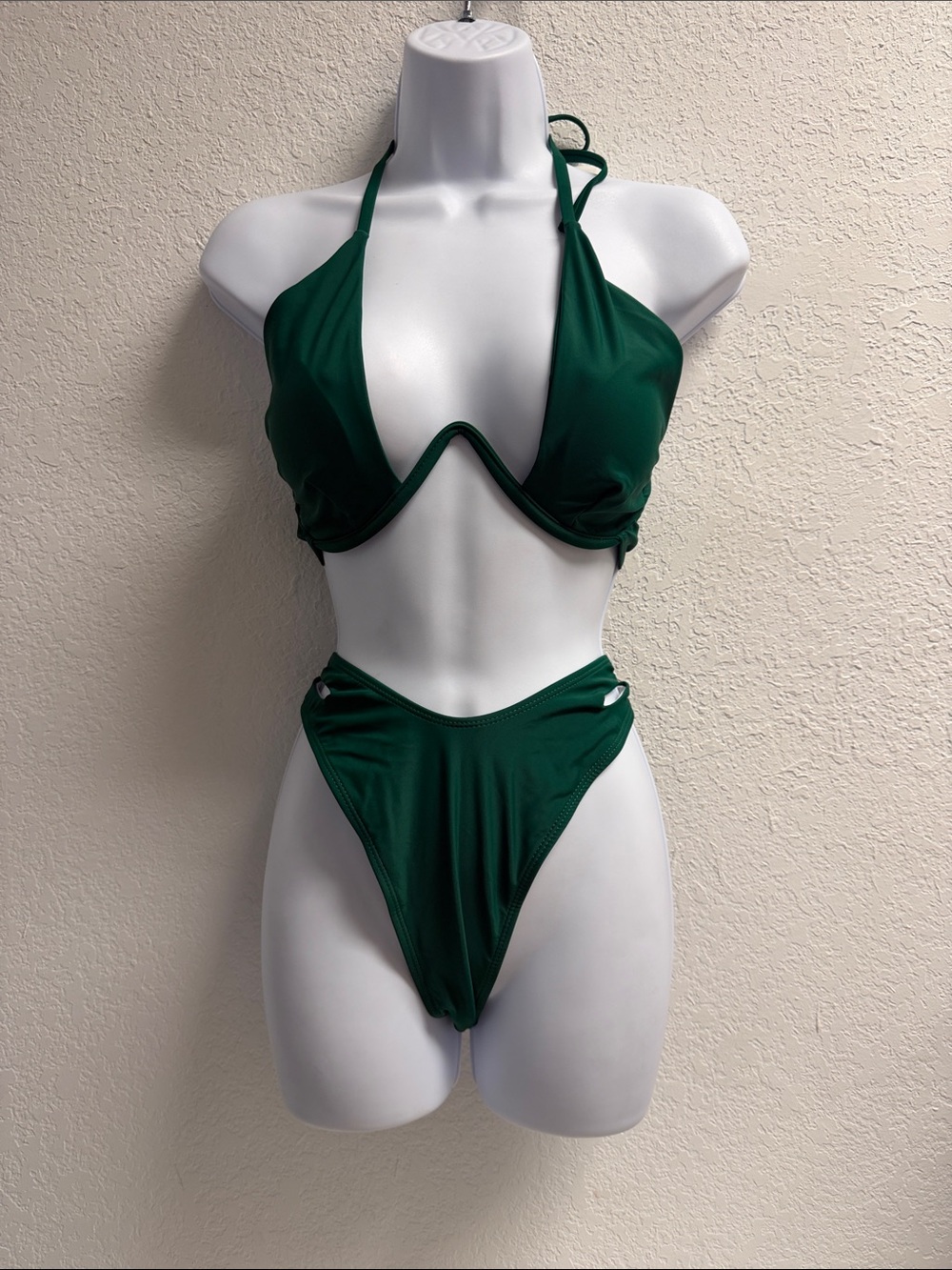 NWT Emerald Green Strappy Bikini Set L